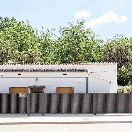 Chalet Casa Cal Xatu Petit En Sarria De Ter Girona
